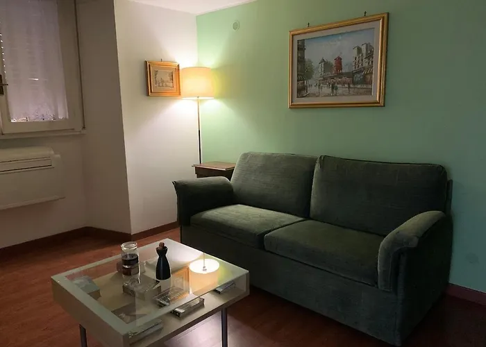 Apartment In Historic Palace